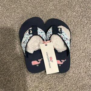 New with Tags Toddler Girl Vineyard Vines Flip Flops